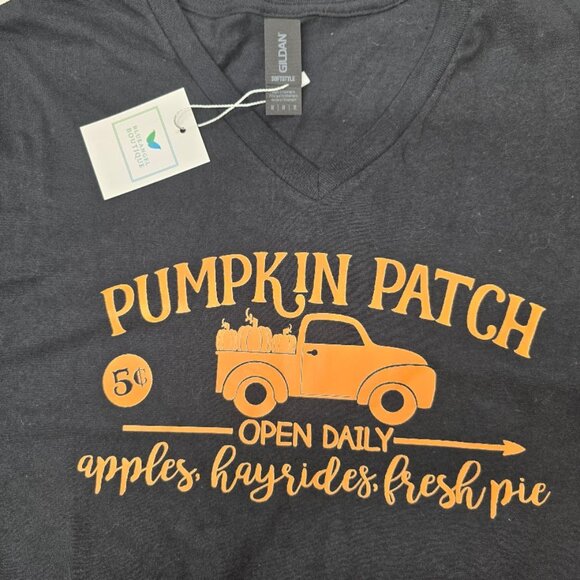 NWT Short Sleeve Black Cotton Pumpkin Patch V-neck Tee Medium - Picture 2 of 6